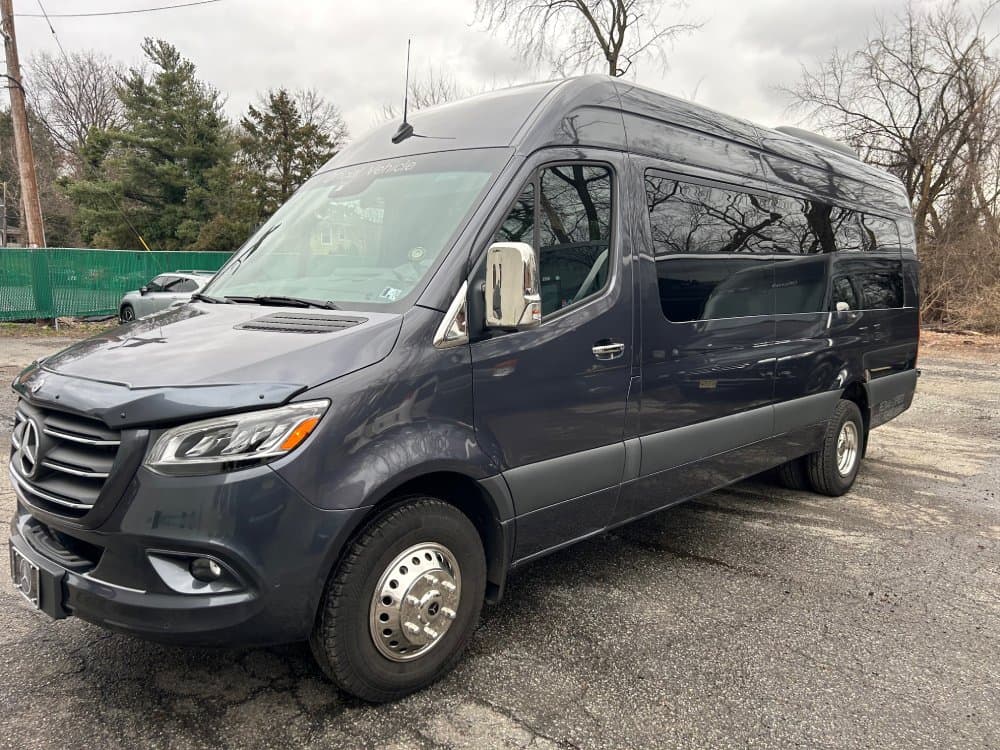 Premium Charter Bus 9